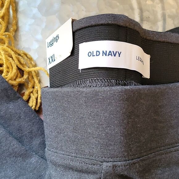 Old navy leggings NWT XXL - Picture 2 of 3